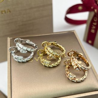 Сережки у стилі BVLGARI Serpenti